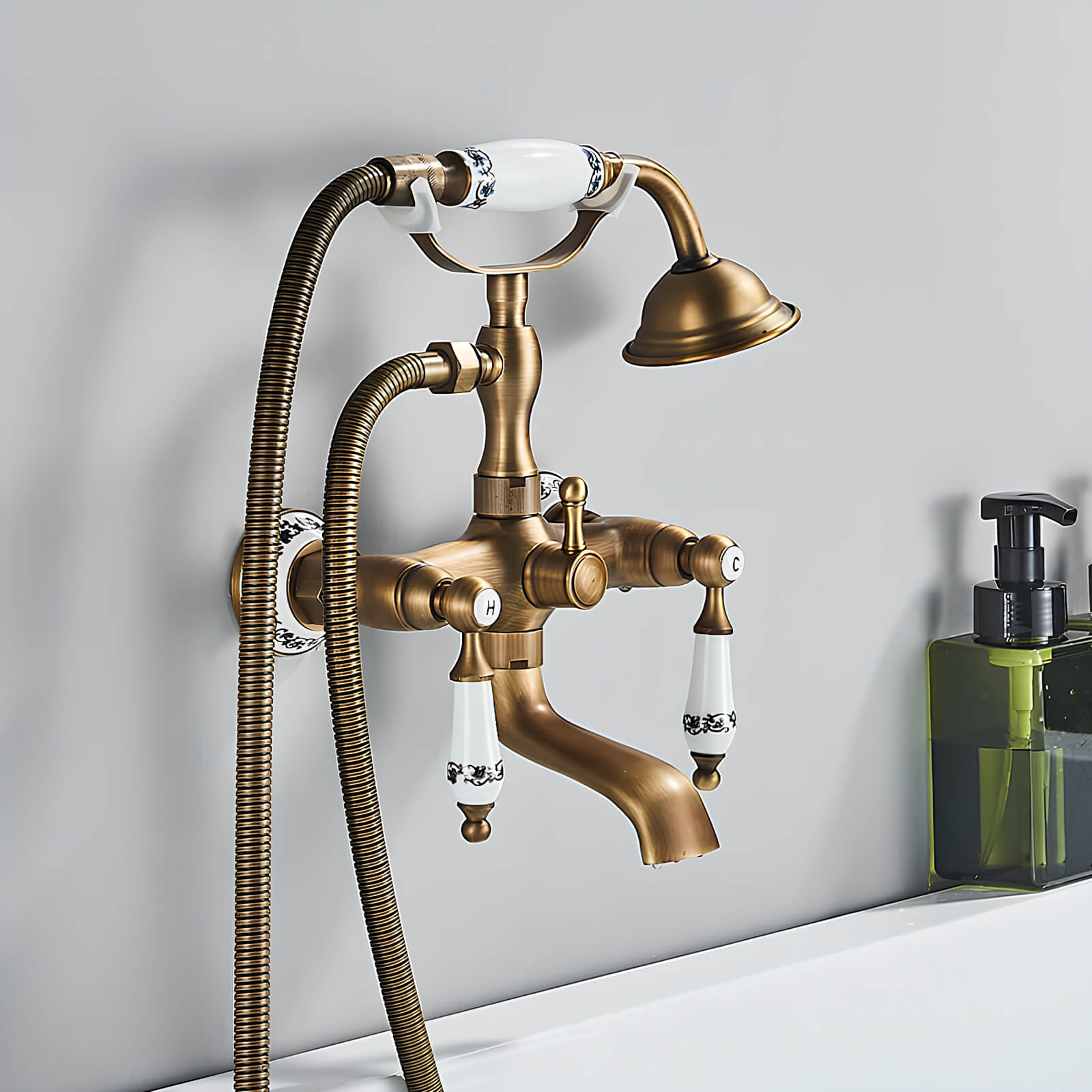 Robinet baignoire mural classique bronze vieilli