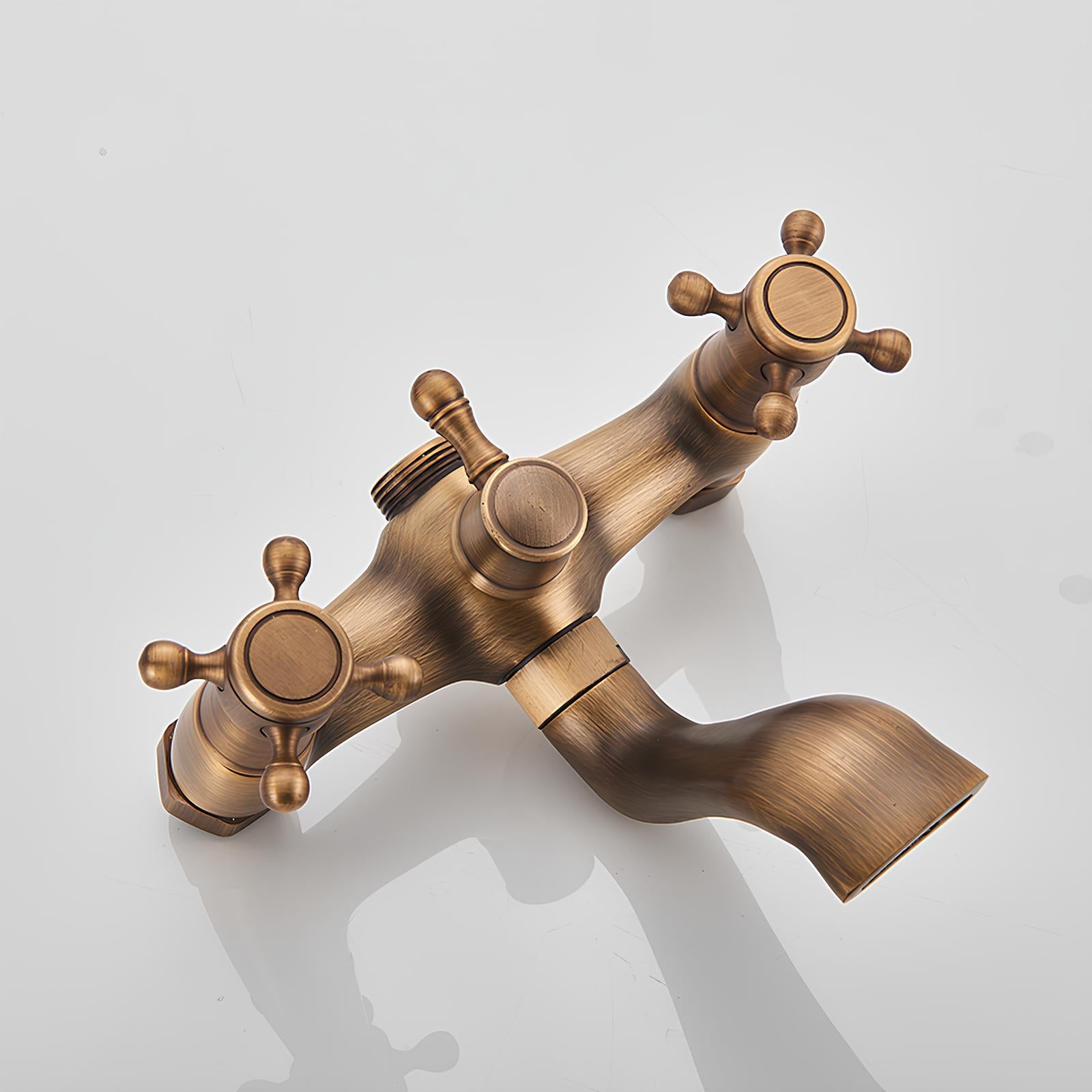 Robinet baignoire sur pied bronze antique rétro