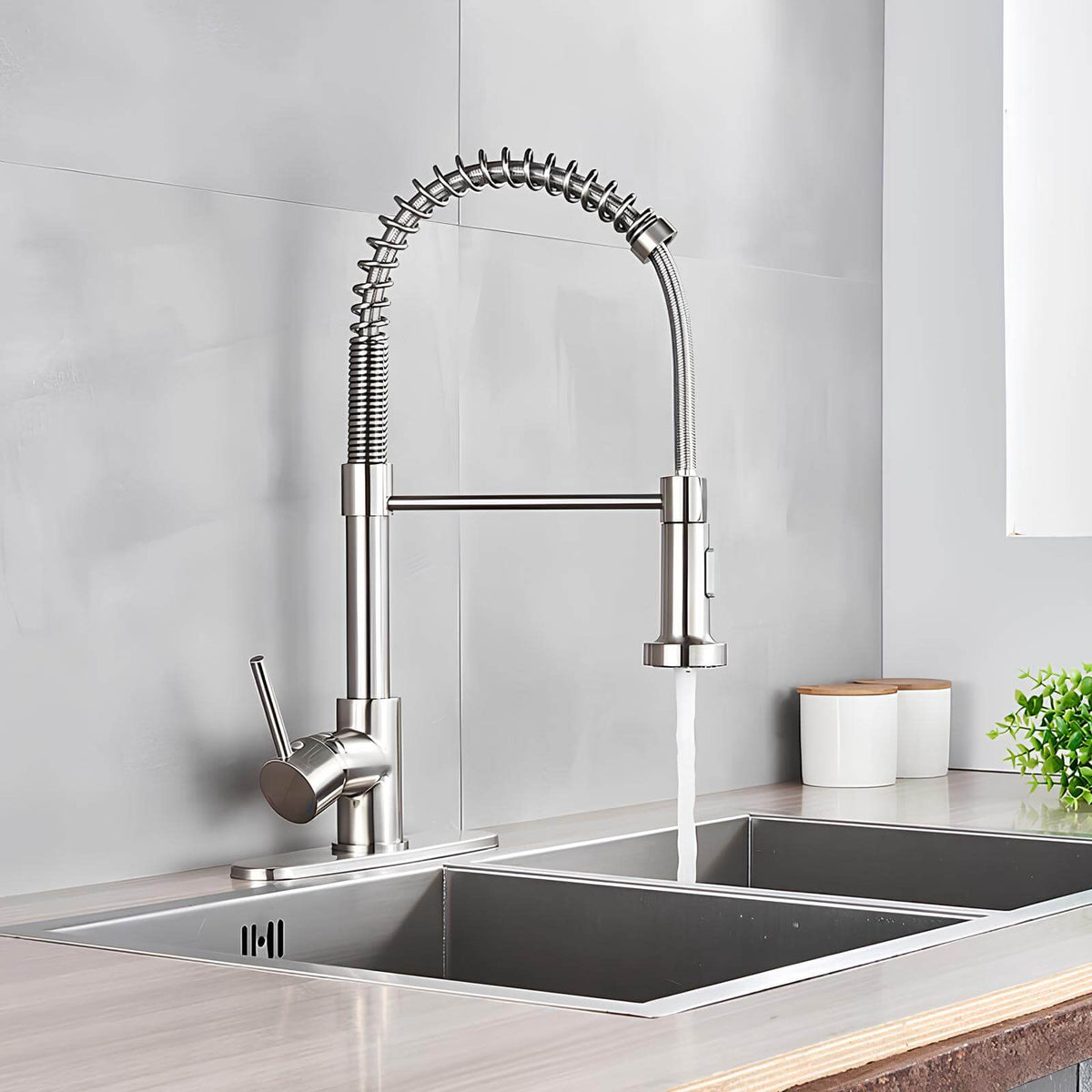 Robinet de cuisine avec douchette extractible et ressort L'art du robinet