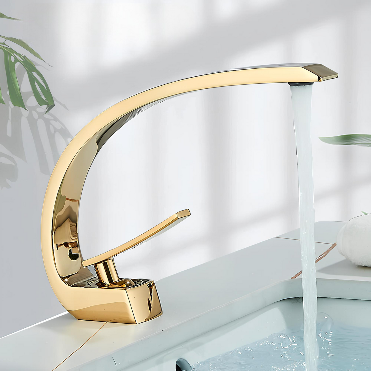 Robinet de lavabo noir minimaliste laiton poli L'art du robinet