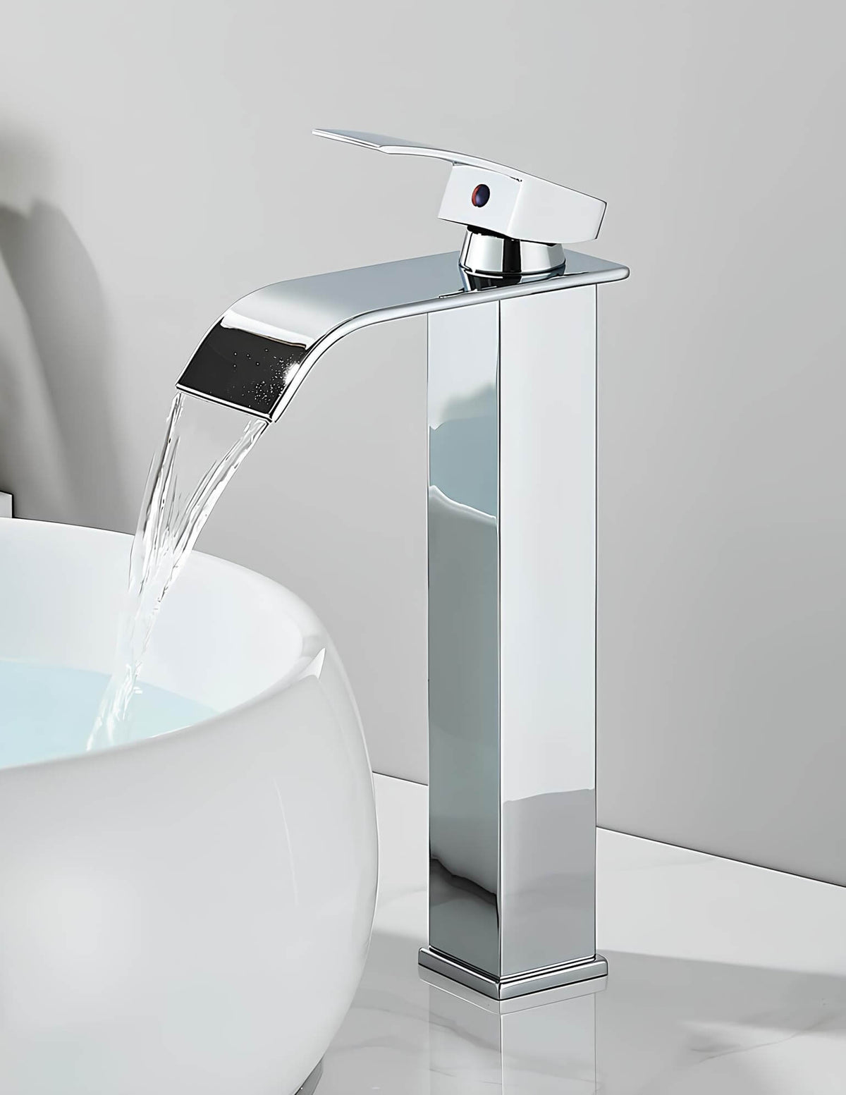 Robinet de vasque bec cascade design moderne L'art du robinet