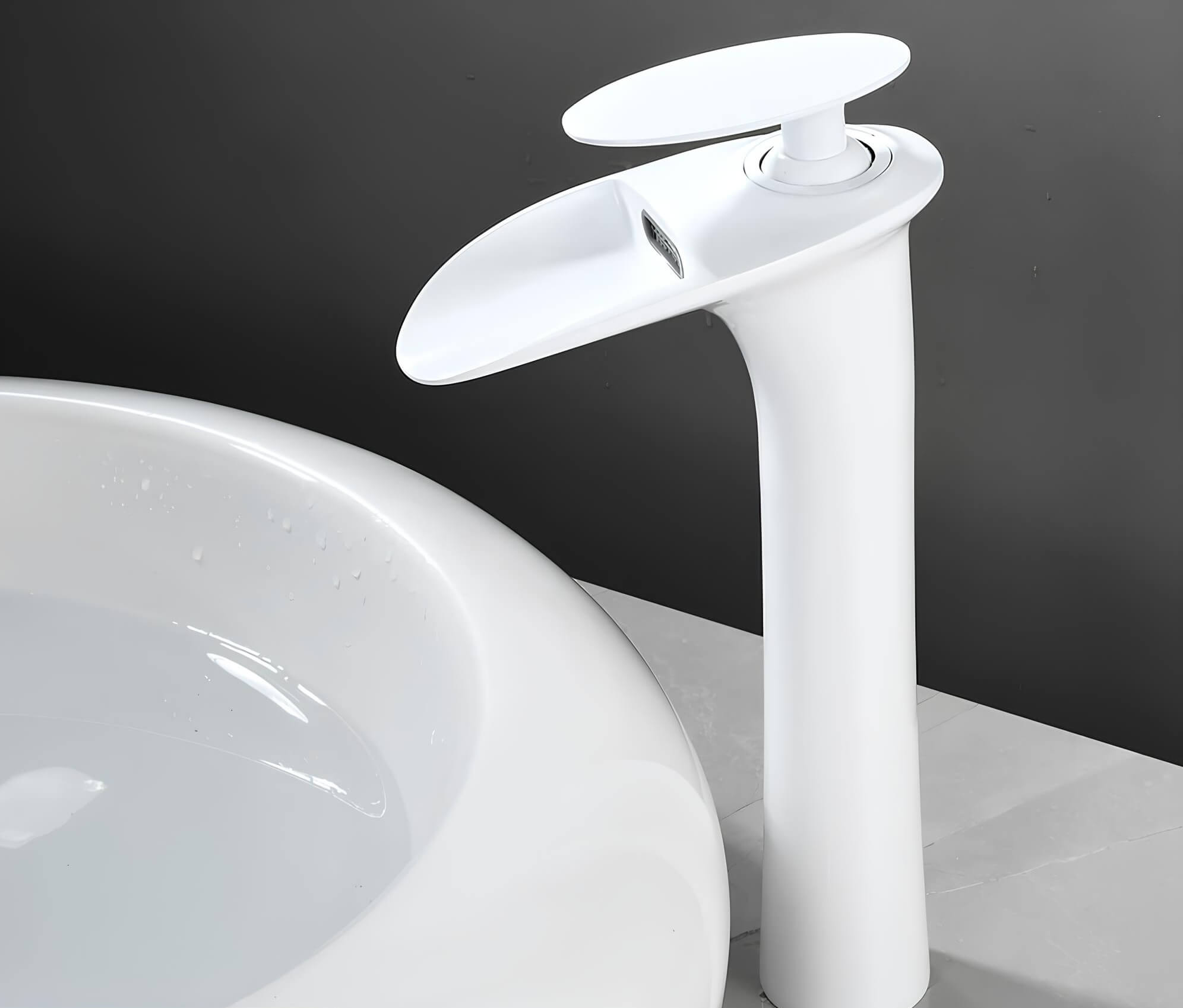 Robinet de vasque cascade monocommande moderne L'art du robinet