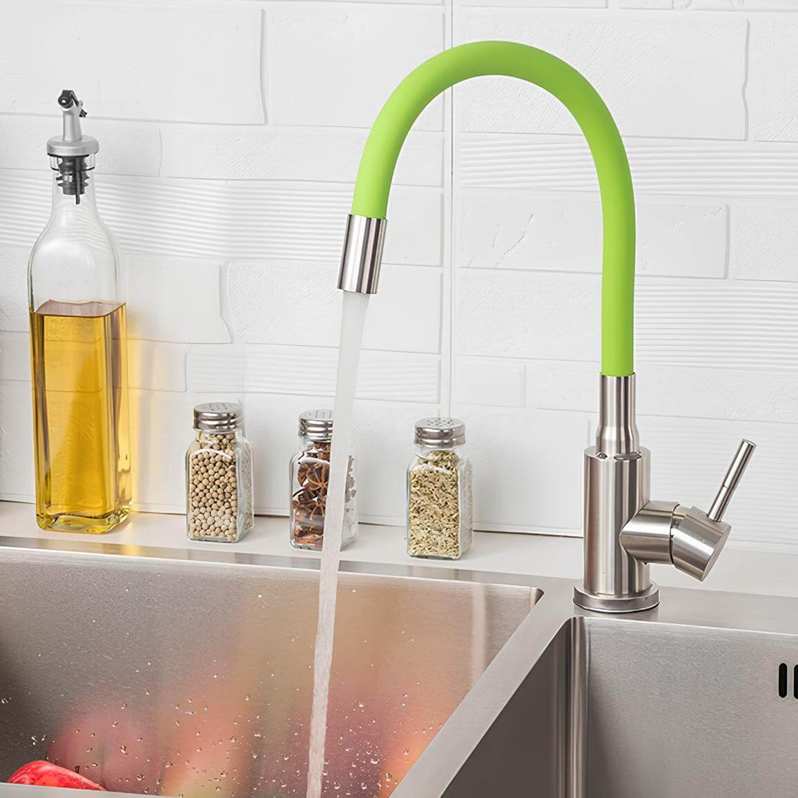 Robinet évier flexible coloré orientable 360° L'art du robinet