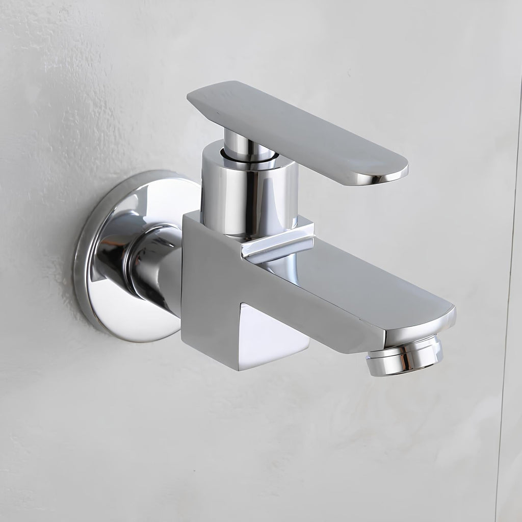 Robinet extérieur gris design minimaliste L'art du robinet
