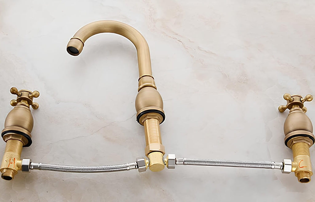 Robinet lavabo 3 trous bronze antique L'art du robinet