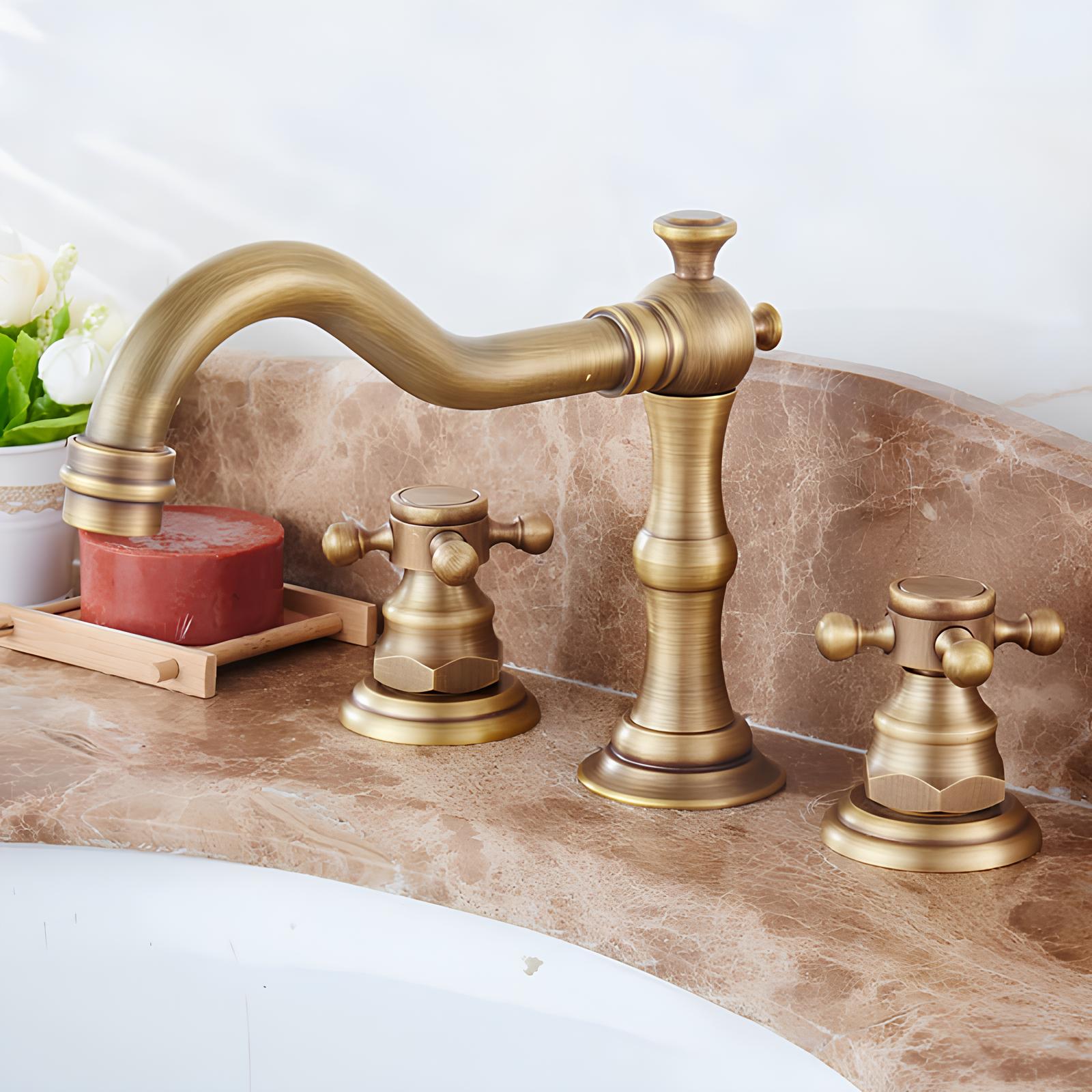 Robinet lavabo 3 trous bronze patiné vintage L'art du robinet