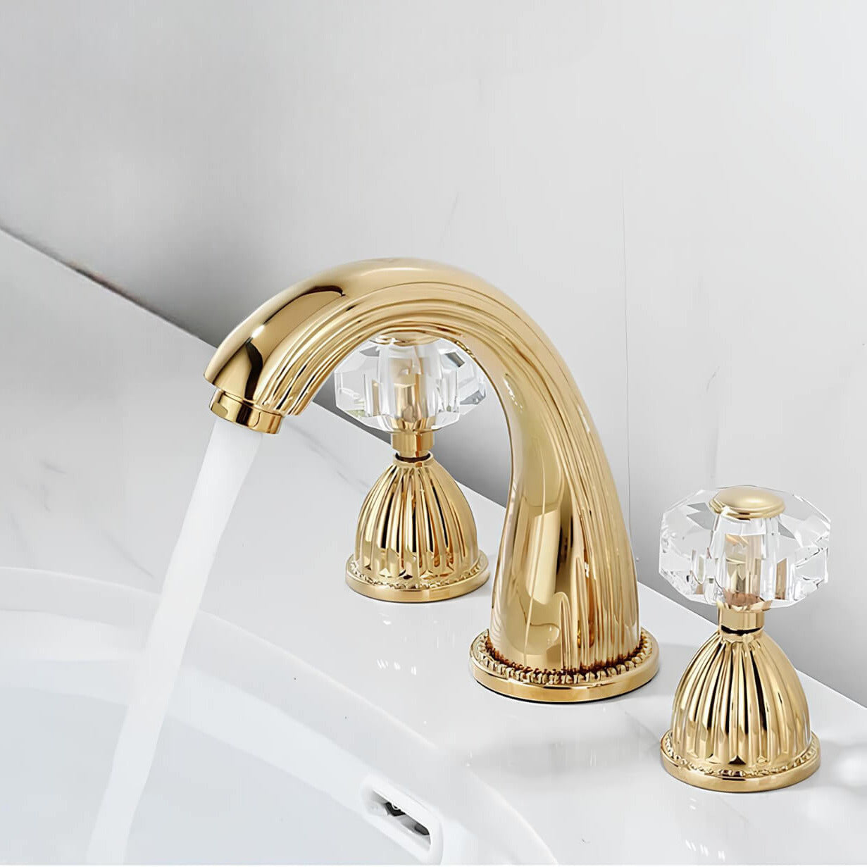 Robinet lavabo 3 trous poignées cristal doré L'art du robinet