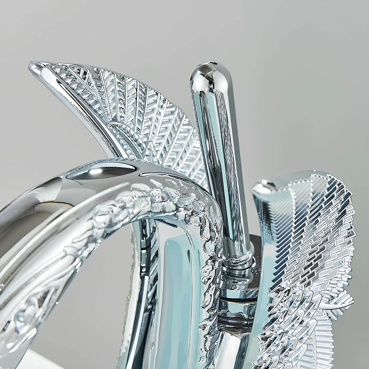 Robinet lavabo doré en forme de cygne L'art du robinet