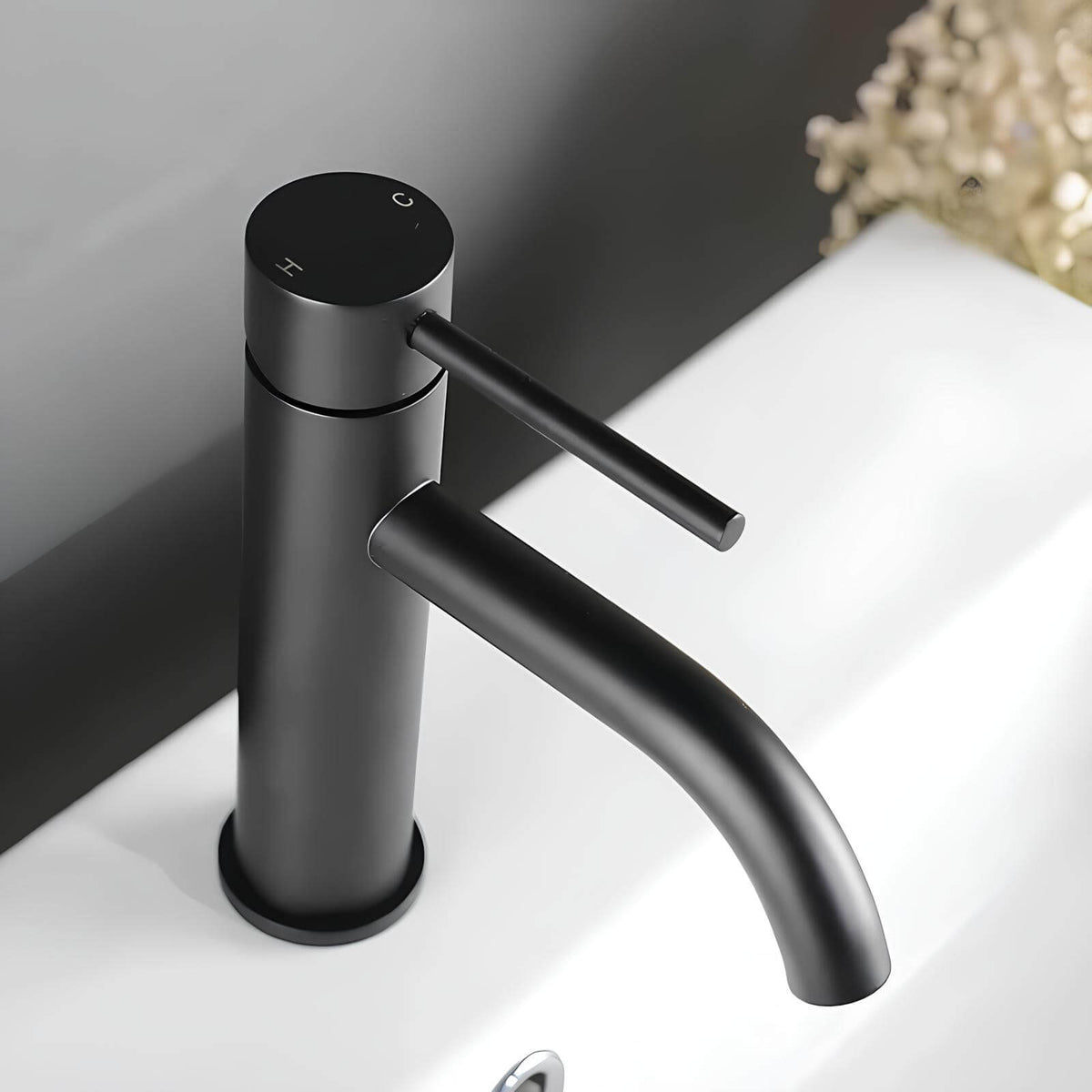 Robinet lavabo monotrou design contemporain L'art du robinet