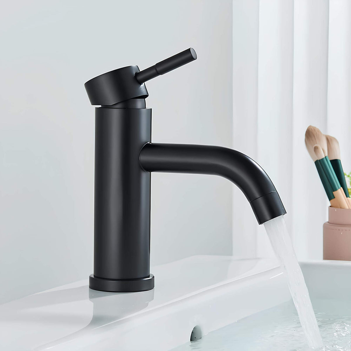 Robinet lavabo monotrou design noir L'art du robinet