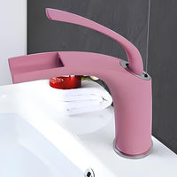 Robinet mitigeur cascade rose en laiton pour lavabo L'art du robinet