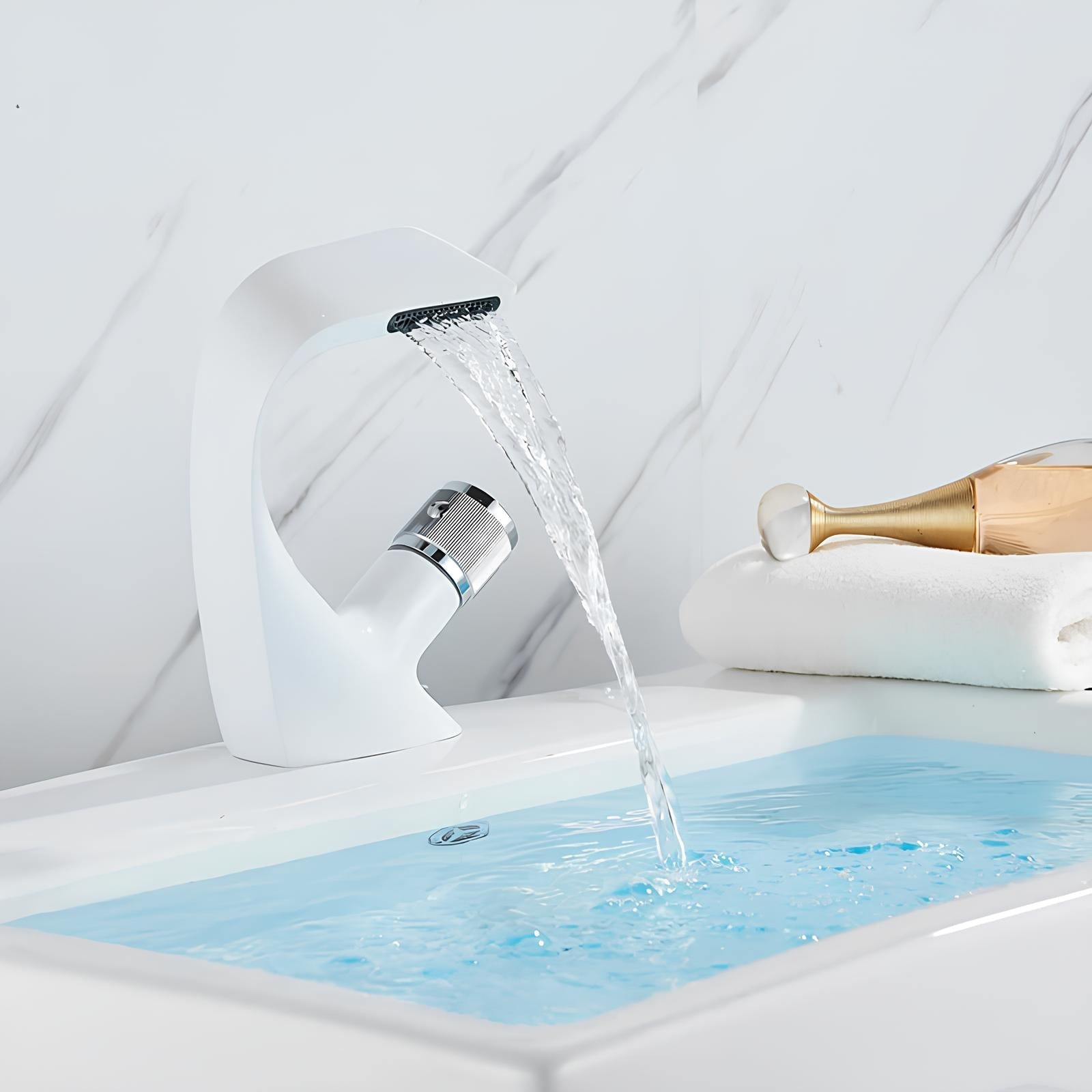 Robinet mitigeur lavabo bec cascade laiton L'art du robinet