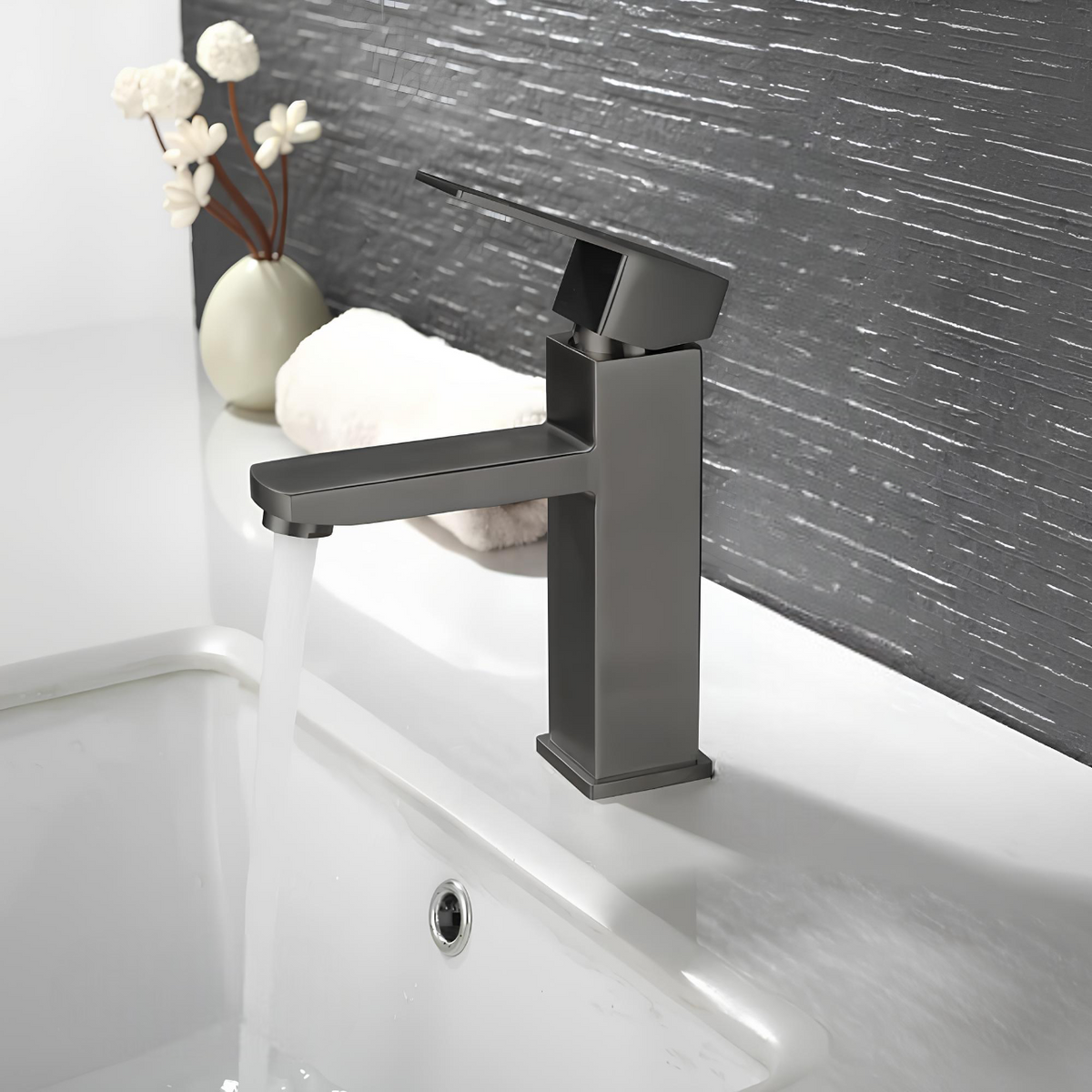 Robinet mitigeur noir mat design contemporain L'art du robinet