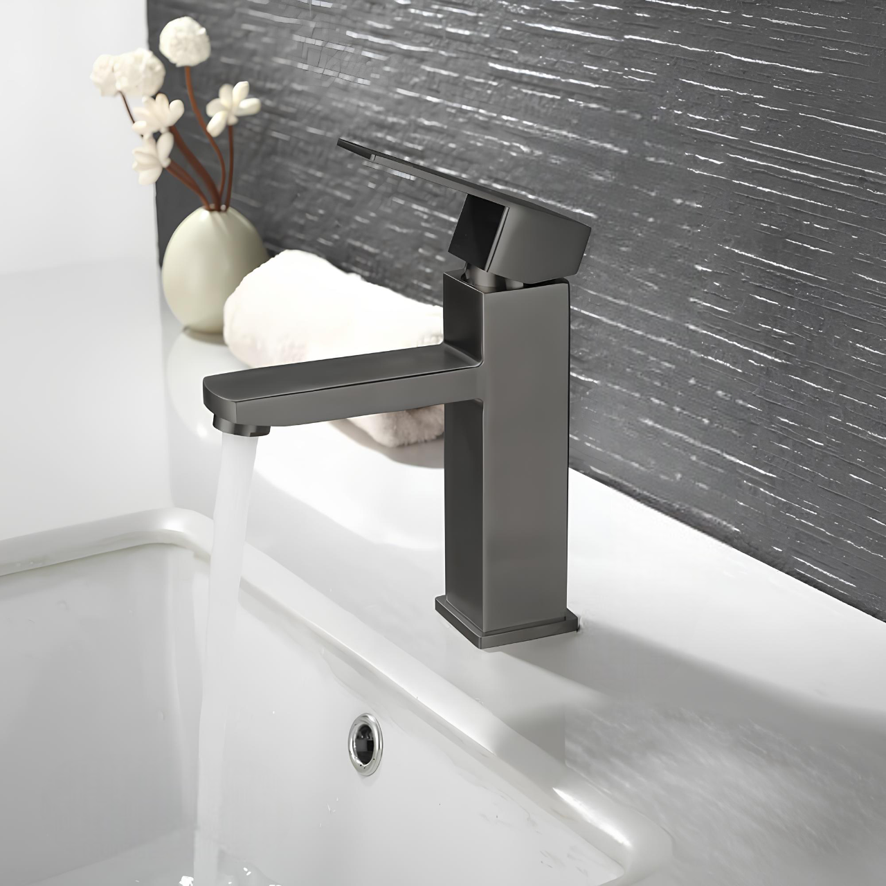 Robinet mitigeur noir mat design contemporain L'art du robinet