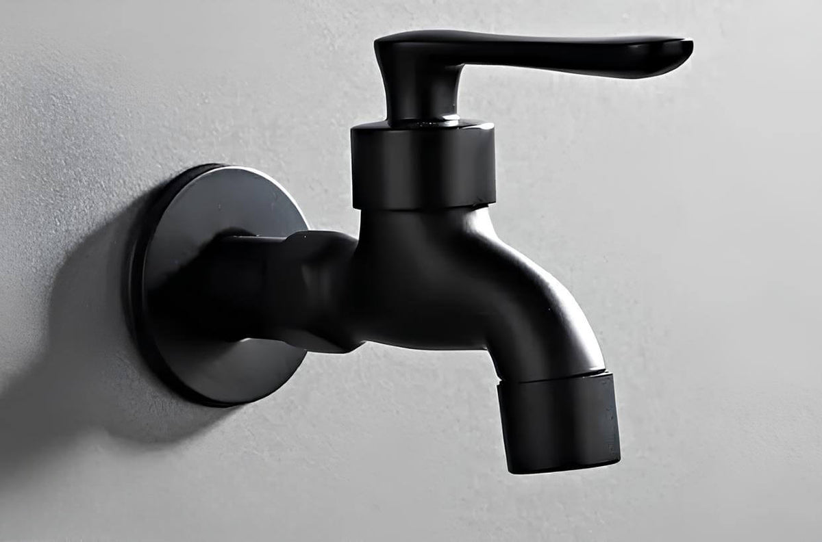 Robinet mural extérieur noir eau froide L'art du robinet