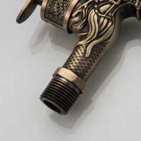 Robinet mural extérieur style gravé classique L'art du robinet