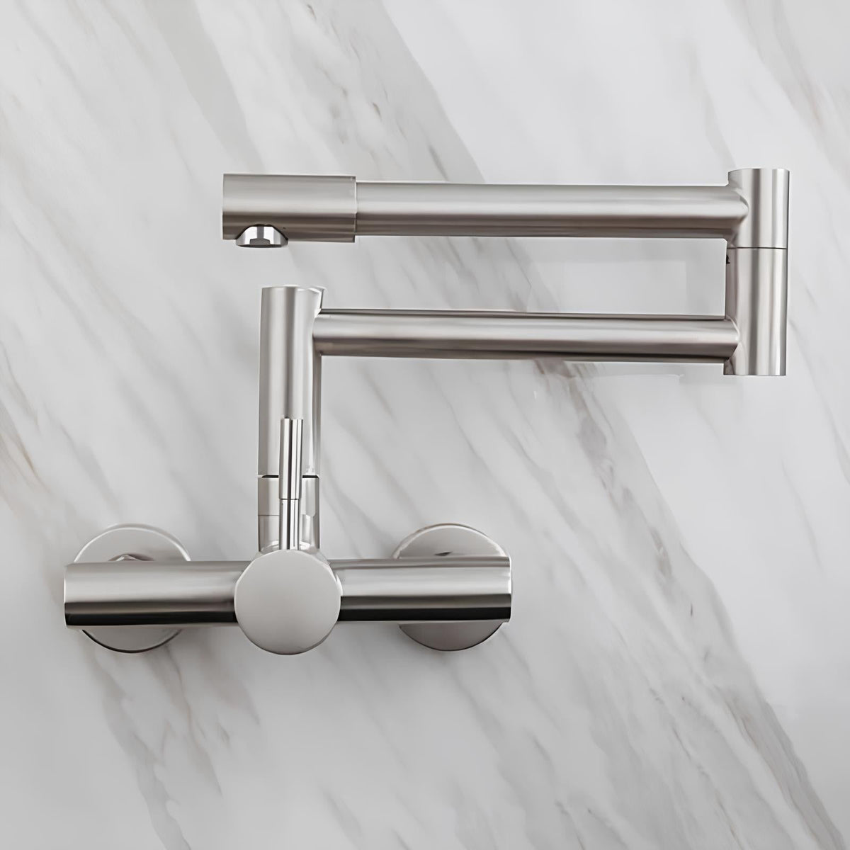 Robinet mural pivotant rabattable inox brossé L'art du robinet