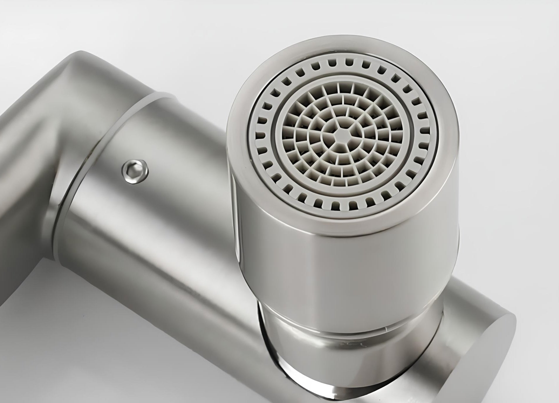Robinet mural rabattable inox 360° L'art du robinet