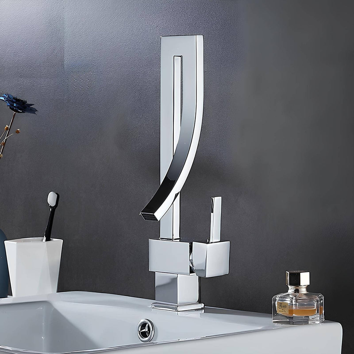 Robinet vasque carré design monocommande laiton poli L'art du robinet
