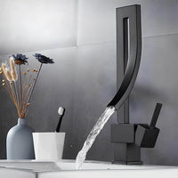 Robinet vasque carré design monocommande laiton poli L'art du robinet