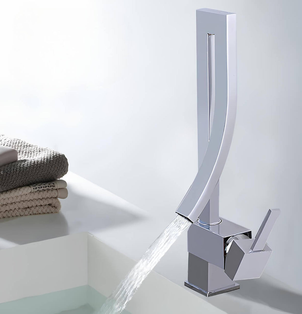 Robinet vasque carré design monocommande laiton poli L'art du robinet