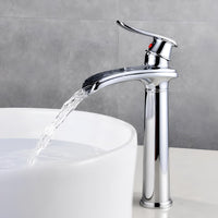 Robinet vasque cascade design contemporain L'art du robinet
