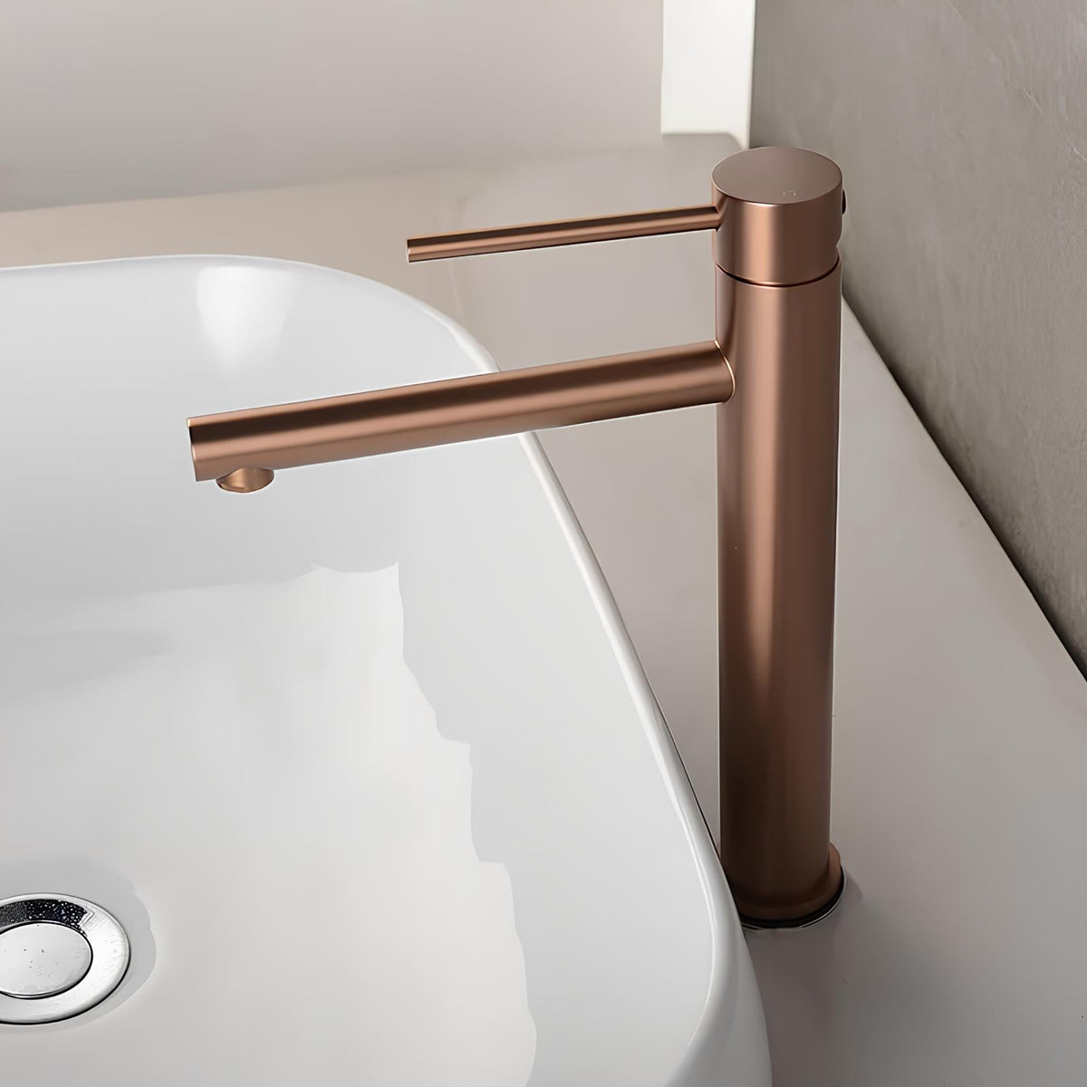 Robinet vasque haut bronze design contemporain L'art du robinet