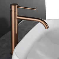 Robinet vasque haut bronze design contemporain L'art du robinet